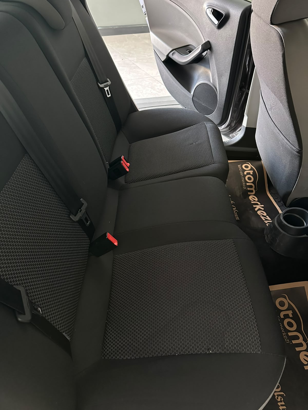 SEAT IBIZA 30